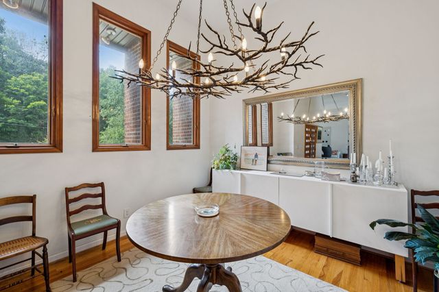 1030 Waller Rd, Brentwood, TN 37027