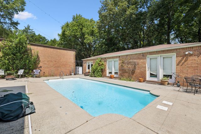 1030 Waller Rd, Brentwood, TN 37027