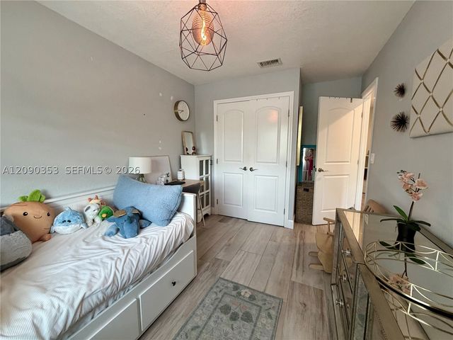 12355 NW 15th St 12355, Pembroke Pines, FL 33026