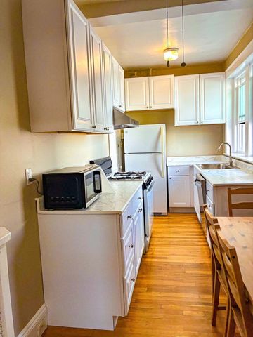 1633 Commonwealth Ave 12, Boston, MA 02135