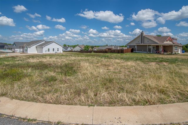 11 Willow Tree Lane, Pottsboro, TX 75076