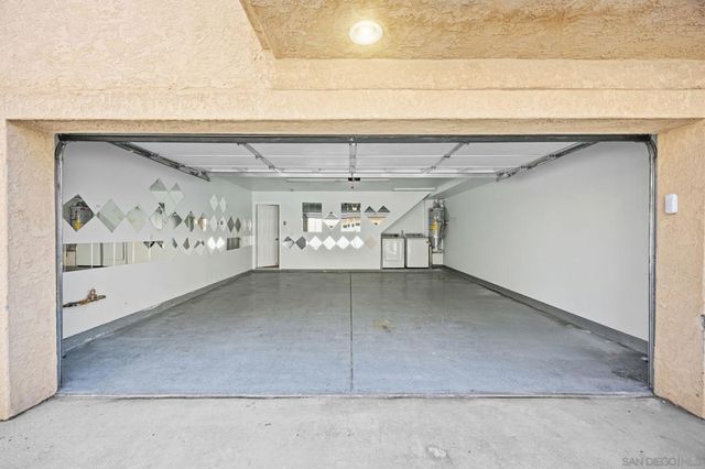 108 W Douglas Ave, El Cajon, CA 92020