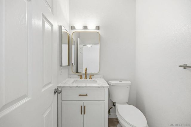 108 W Douglas Ave, El Cajon, CA 92020