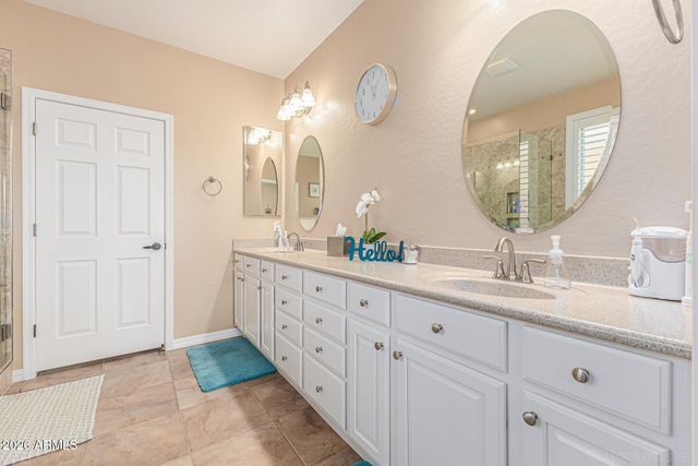 195 W TWIN PEAKS Parkway, San Tan Valley, AZ 85143