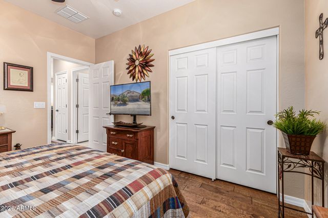 195 W TWIN PEAKS Parkway, San Tan Valley, AZ 85143