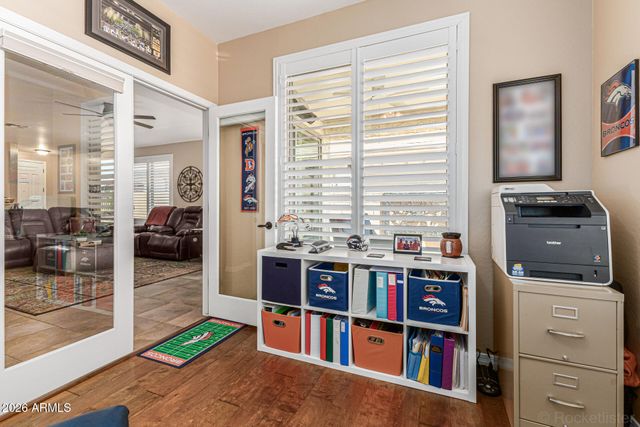 195 W TWIN PEAKS Parkway, San Tan Valley, AZ 85143