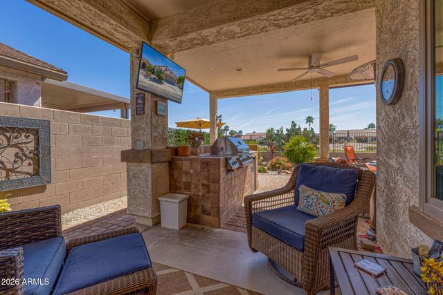 195 W TWIN PEAKS Parkway, San Tan Valley, AZ 85143