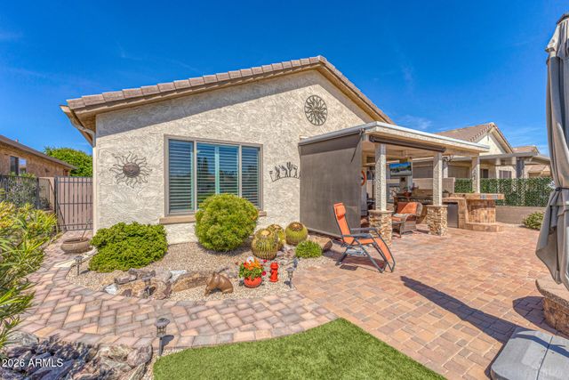 195 W TWIN PEAKS Parkway, San Tan Valley, AZ 85143