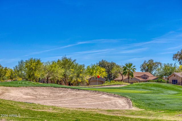 195 W TWIN PEAKS Parkway, San Tan Valley, AZ 85143