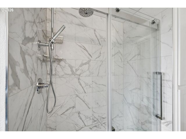 1901 MINDA Dr, Eugene, OR 97401