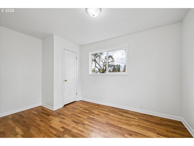 1901 MINDA Dr, Eugene, OR 97401