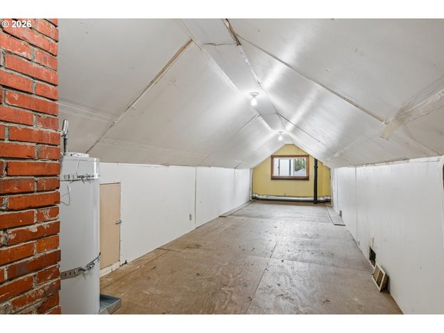 1901 MINDA Dr, Eugene, OR 97401