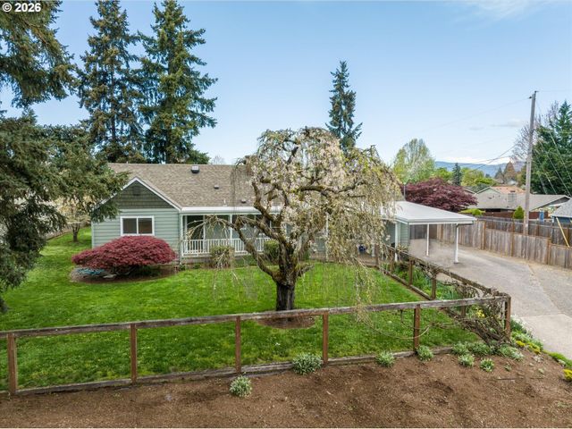 1901 MINDA Dr, Eugene, OR 97401