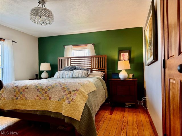 4584 State Route 516 NW, Dover, OH 44622