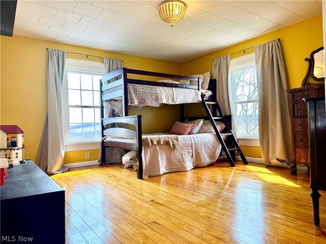 4584 State Route 516 NW, Dover, OH 44622