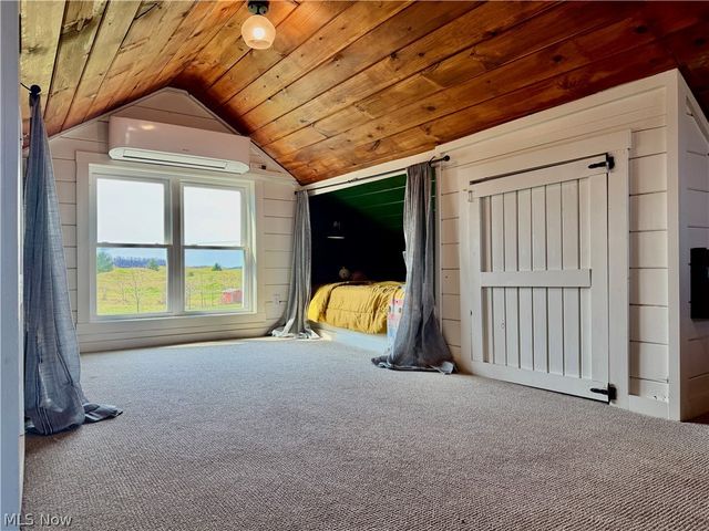 4584 State Route 516 NW, Dover, OH 44622