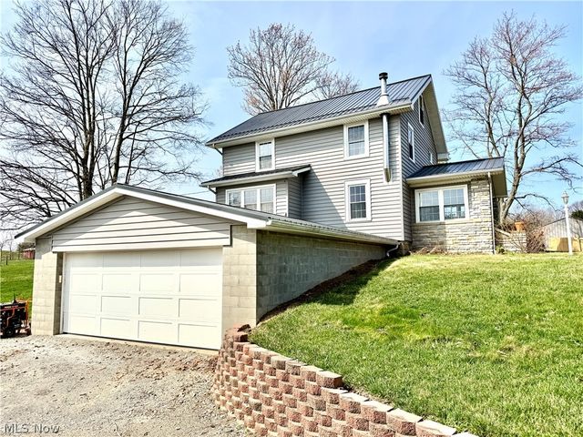4584 State Route 516 NW, Dover, OH 44622