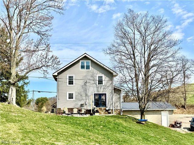 4584 State Route 516 NW, Dover, OH 44622