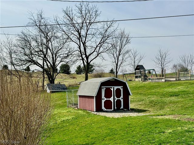 4584 State Route 516 NW, Dover, OH 44622