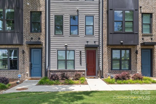 5006 Tiny Lane, Charlotte, NC 28203