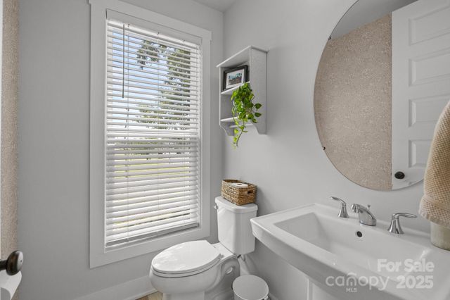 5006 Tiny Lane, Charlotte, NC 28203