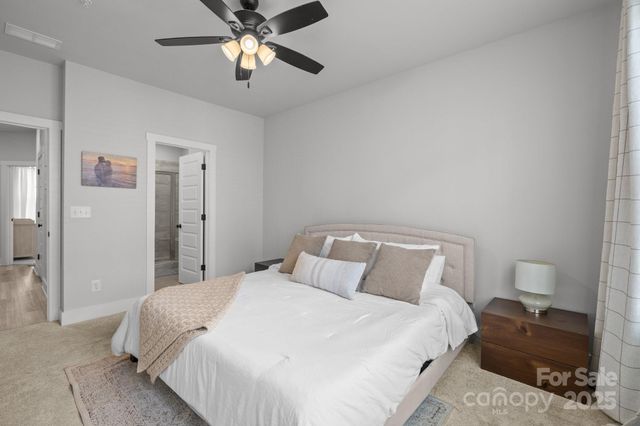 5006 Tiny Lane, Charlotte, NC 28203