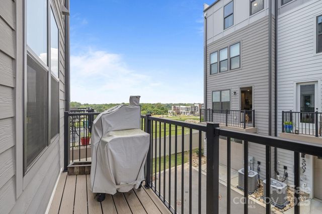 5006 Tiny Lane, Charlotte, NC 28203