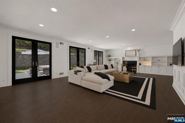 228 Highland Avenue, Montclair, NJ 07043