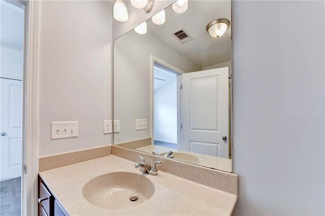 215 Semel Drive NW 453, Atlanta, GA 30309