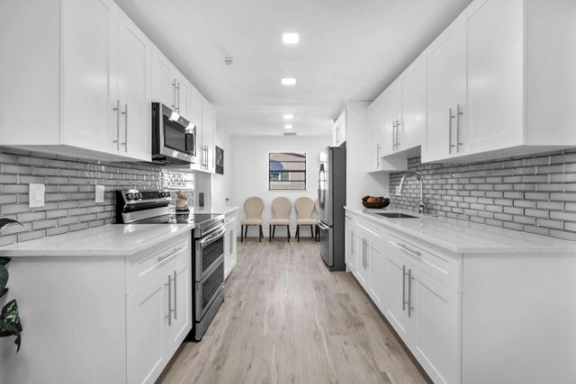 2210 NW 50th Avenue, Lauderhill, FL 33313