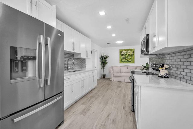 2210 NW 50th Avenue, Lauderhill, FL 33313