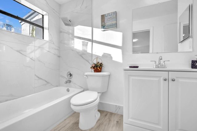 2210 NW 50th Avenue, Lauderhill, FL 33313