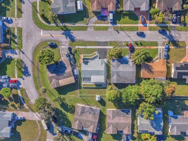 2210 NW 50th Avenue, Lauderhill, FL 33313