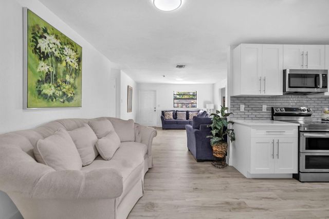 2210 NW 50th Avenue, Lauderhill, FL 33313