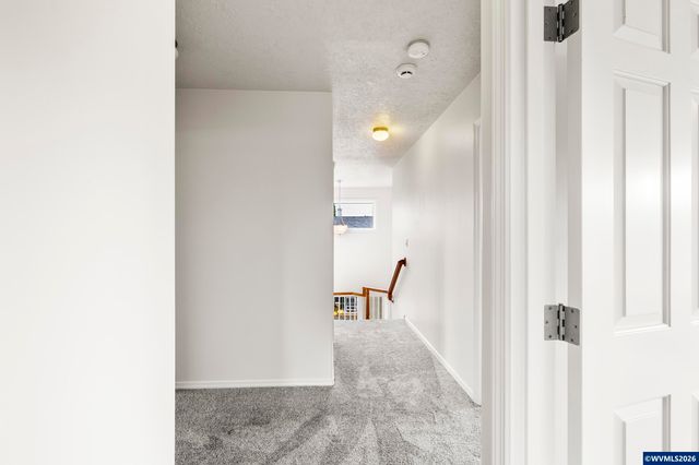535 Maple St, Mt Angel, OR 97362