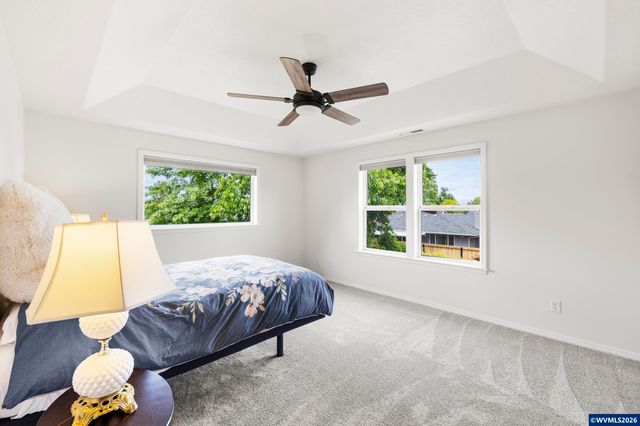 535 Maple St, Mt Angel, OR 97362
