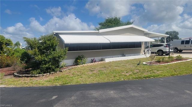 4712 Tahiti DR, Bonita Springs, FL 34134