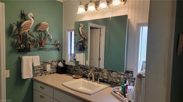 4712 Tahiti DR, Bonita Springs, FL 34134