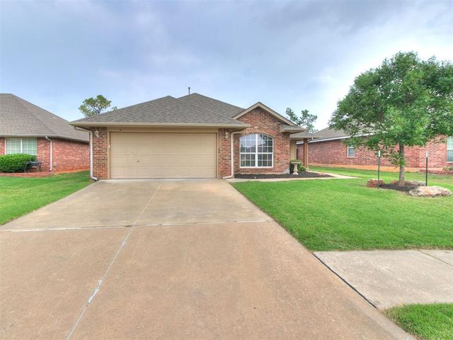 2109 Bradford Way, Edmond, OK 73003