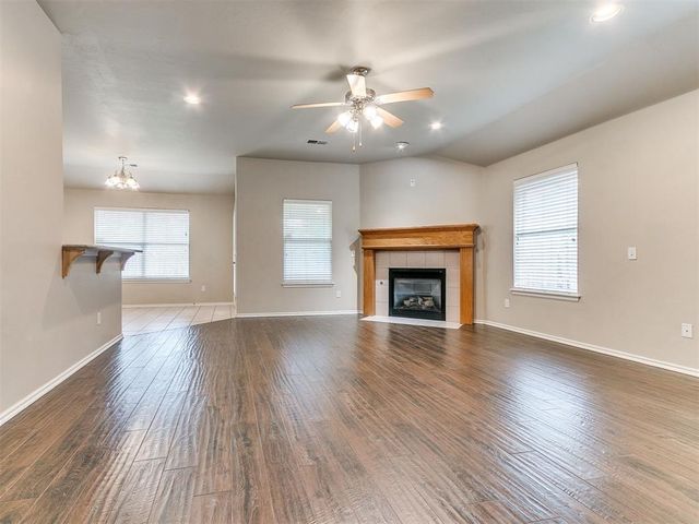 2109 Bradford Way, Edmond, OK 73003