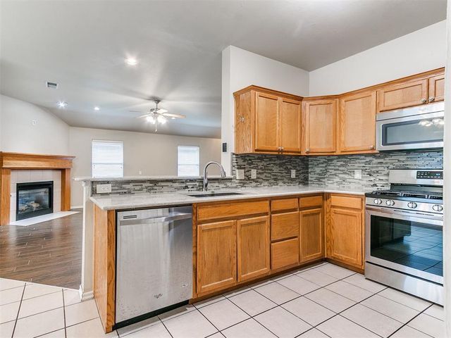 2109 Bradford Way, Edmond, OK 73003