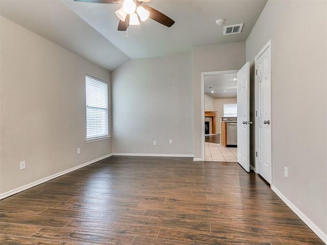 2109 Bradford Way, Edmond, OK 73003
