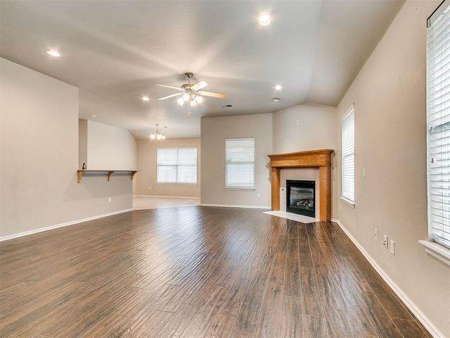 2109 Bradford Way, Edmond, OK 73003
