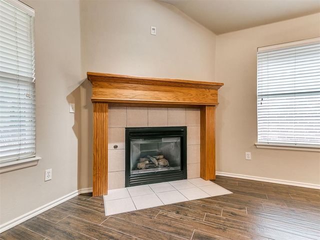 2109 Bradford Way, Edmond, OK 73003
