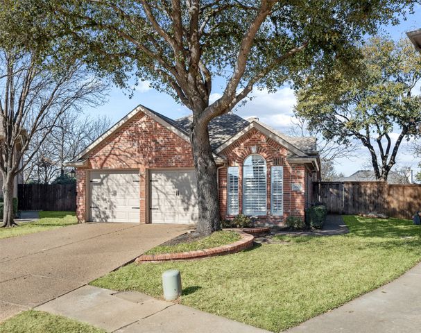 3801 Fairfax Drive, Bedford, TX 76021