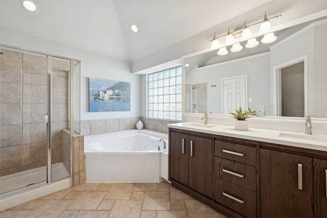 3801 Fairfax Drive, Bedford, TX 76021