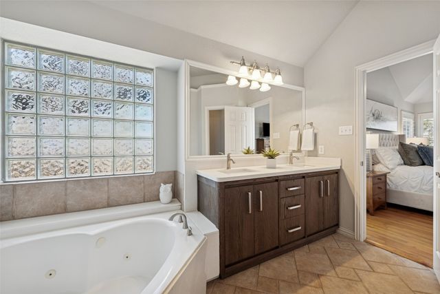 3801 Fairfax Drive, Bedford, TX 76021