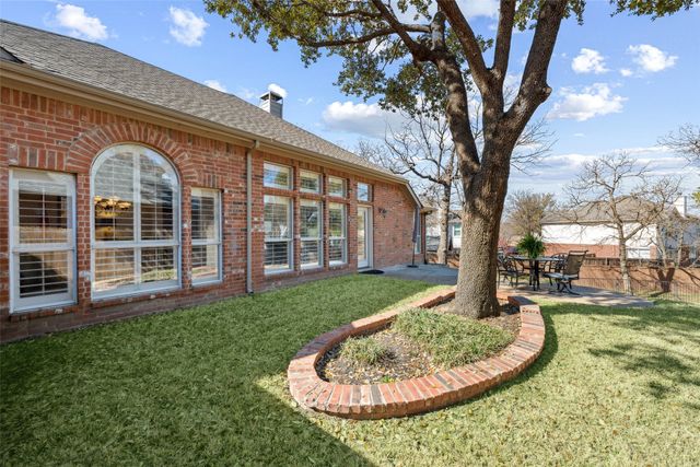 3801 Fairfax Drive, Bedford, TX 76021