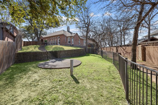 3801 Fairfax Drive, Bedford, TX 76021