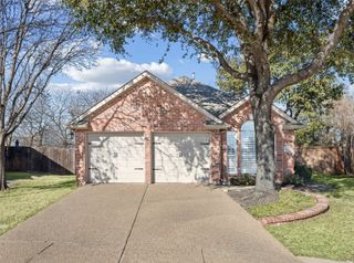 3801 Fairfax Drive, Bedford, TX 76021